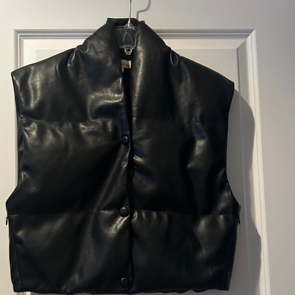 ELAN Skye Black Faux Leather Puffer Vest